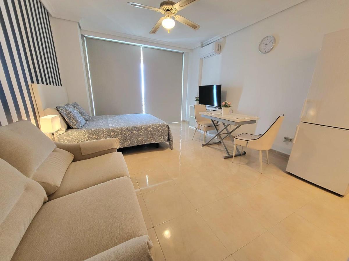 El Espigon De Santa Clara Apartment Torremolinos Bagian luar foto