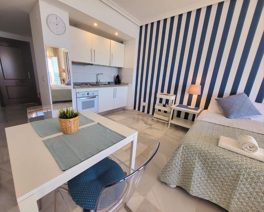 El Espigon De Santa Clara Apartment Torremolinos Bagian luar foto