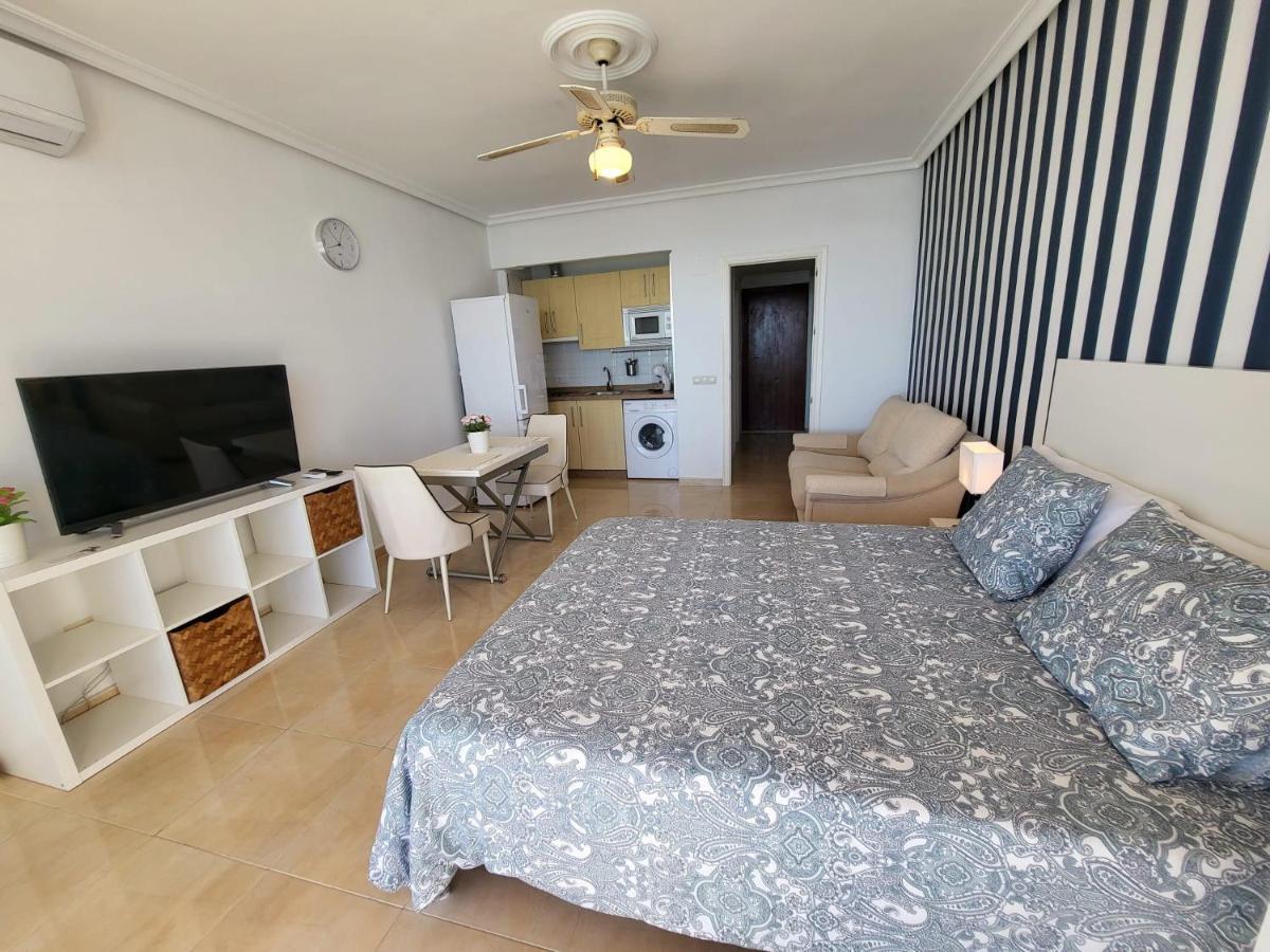 El Espigon De Santa Clara Apartment Torremolinos Bagian luar foto